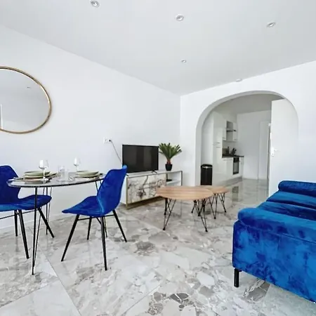 Elegant T2 Avec Jardin Central Dunkirk Exterior foto