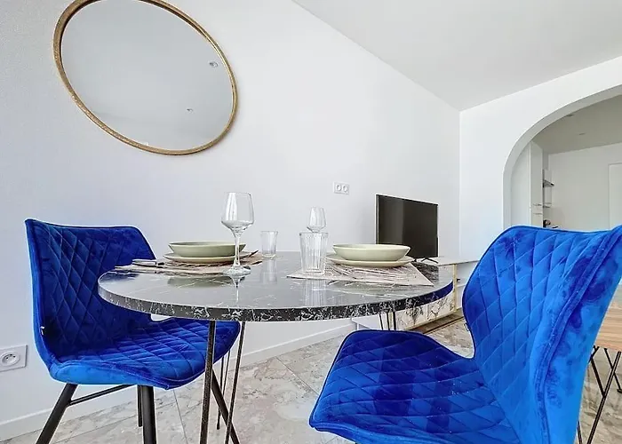Elegant T2 Avec Jardin Central