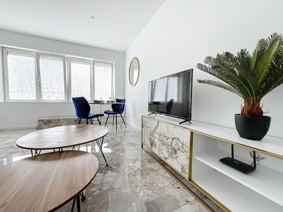 Elegant T2 Avec Jardin Apartment